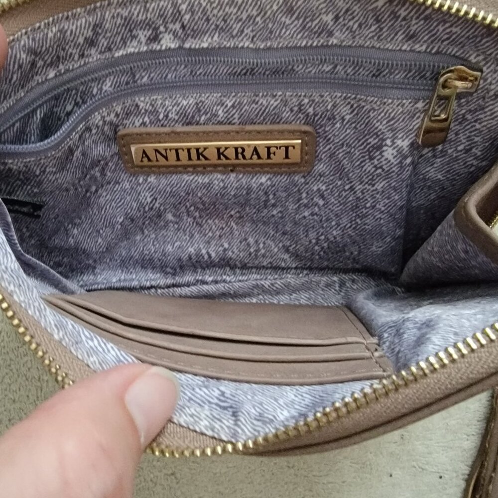 Antik Kraft Tasseled Wristlet Zip Around Mauve/Blush Vegan Leather - Picture 4 of 14
